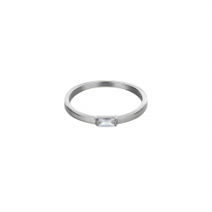 Серебряное кольцо BASE багет-фианит (фото 1)
